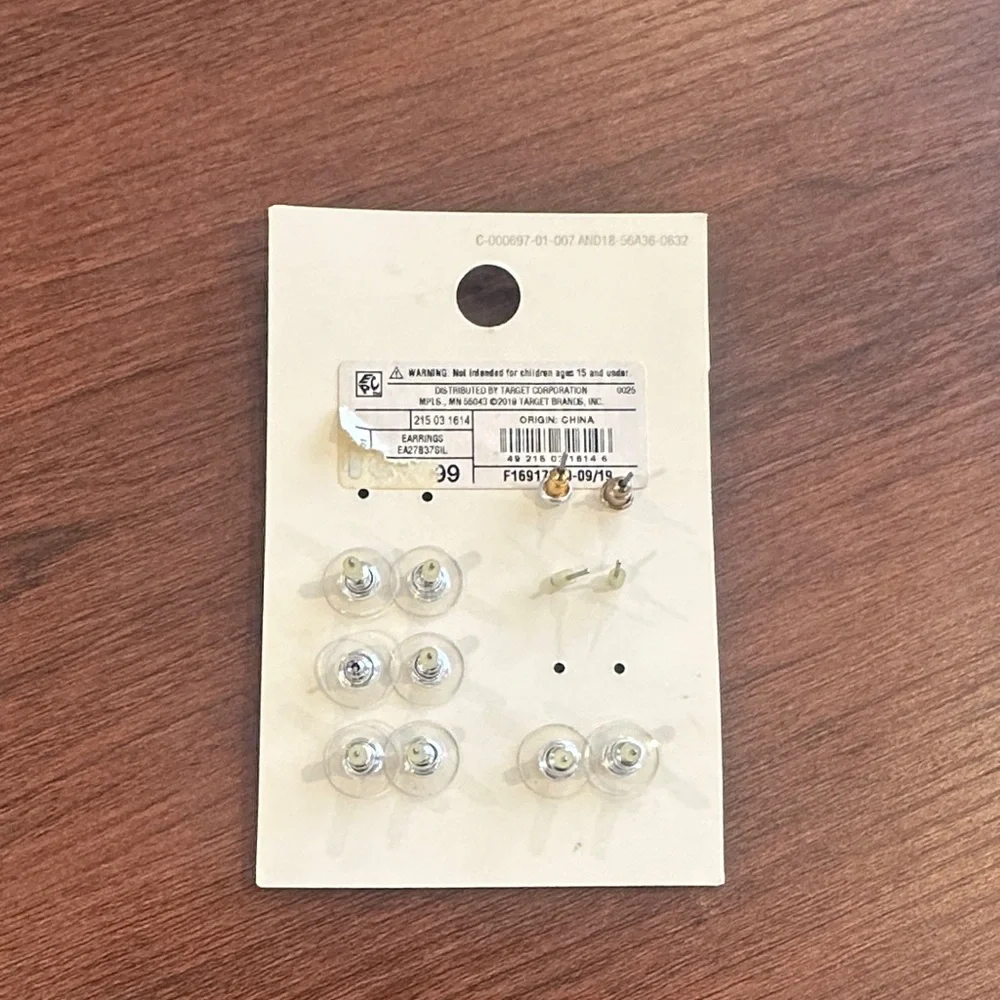 Silver Earring Set - Picture 2 of 3